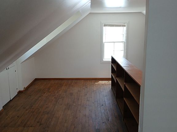 4th image of 1200 Commonwealth Ave