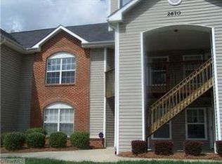 2670-2C Ingleside Dr, High Pt, NC 27265