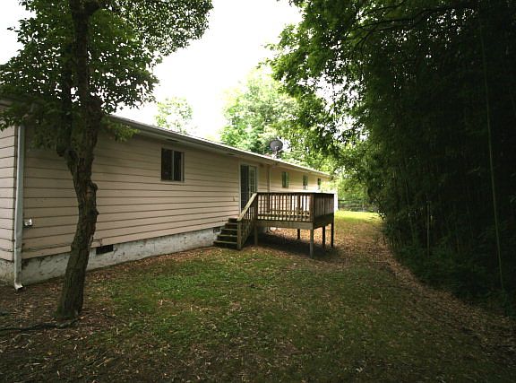 5th image of 138 Peardon Ln