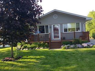112 Tacoma Dr, Troy, MI 48084