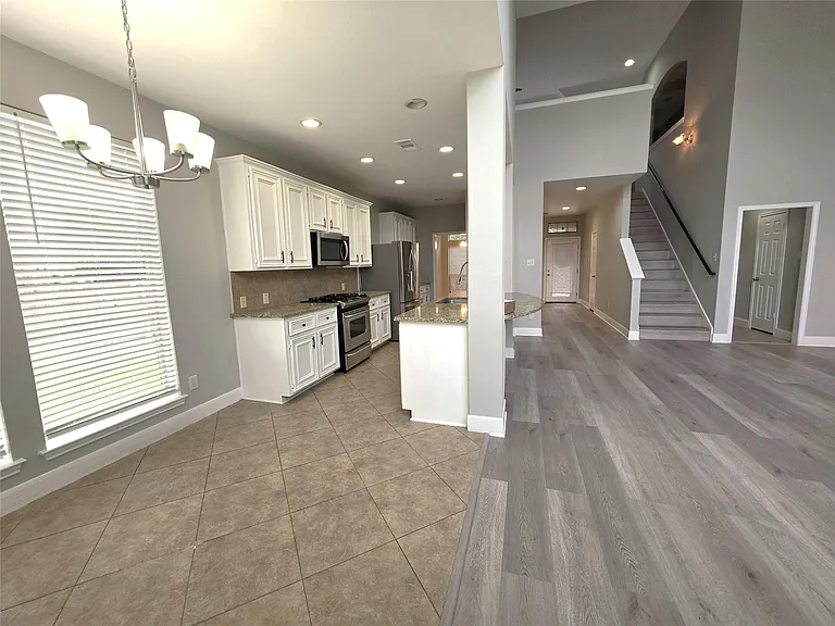 2813 Arbor Brook Ln — Photo 9