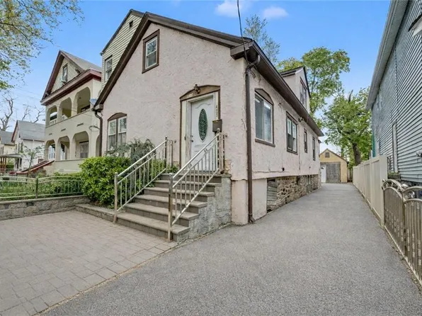 429 S 9th Ave, Mount Vernon, NY 10550