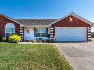 1501 Apache Dr, Marion, IL 62959