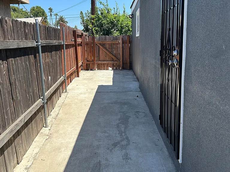 W Workman Ave — Photo 8