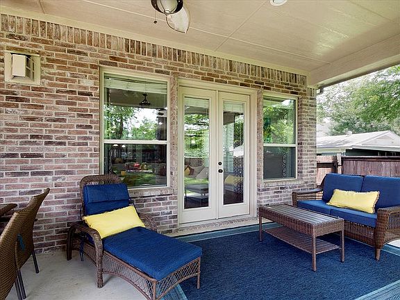 5th image of 2325 Westfield Dr