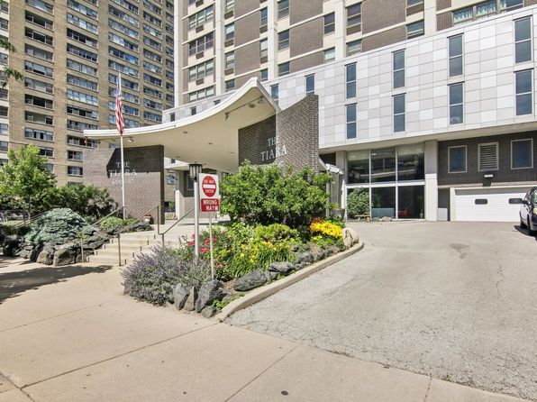6145 N Sheridan Rd APT 8D, Chicago, IL 60660