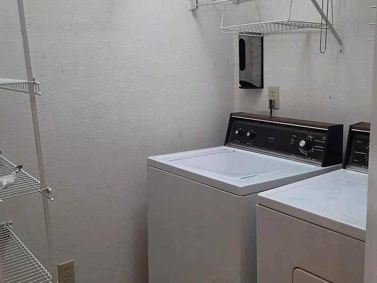 200 Ironwood Dr #211 — Photo 18