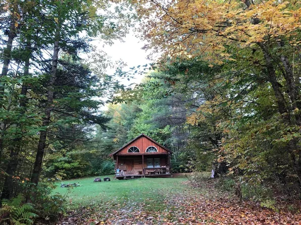 103 Faulkner Hill Road, Starks, ME 04911