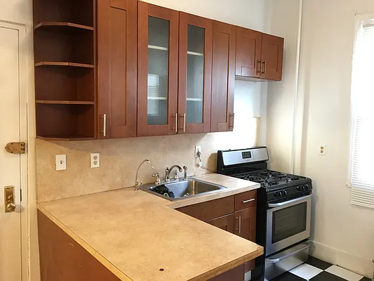 Rented by Blue Egg Realty Corp | media 17