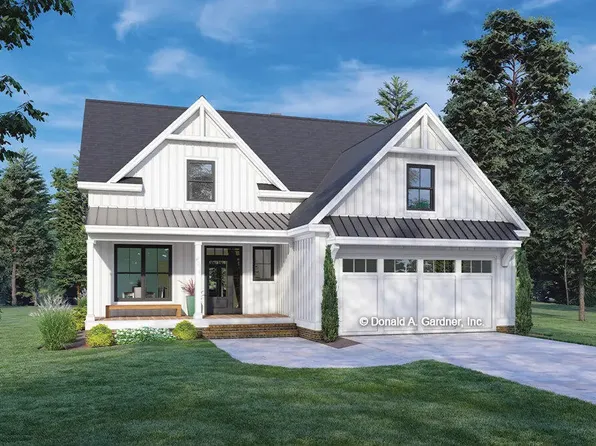 543 Moss Lake Lane, Holly Ridge, NC 28445