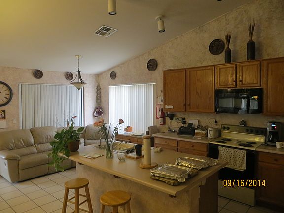 2nd image of 1402 W Villa Maria Dr