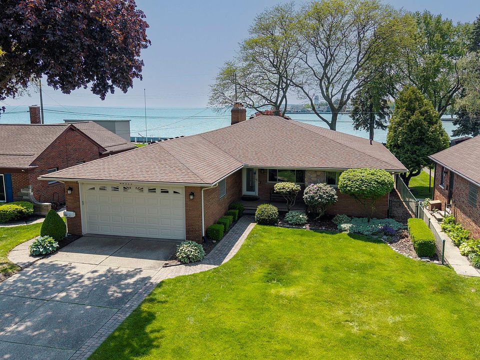 1st image of 22606 Ardmore Park Dr