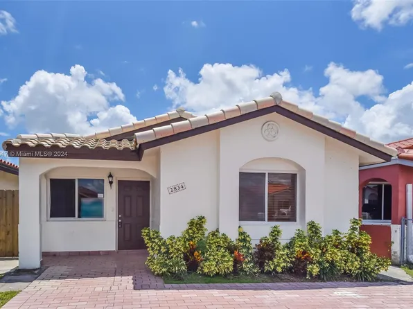 2834 W 75th Ter, Hialeah, FL 33018