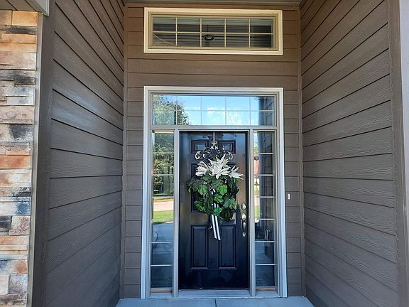 4th image of 510 Pinewood Dr