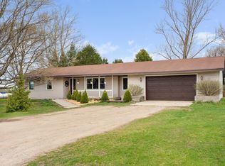 5510 W County Line Rd, Buckley, MI 49620