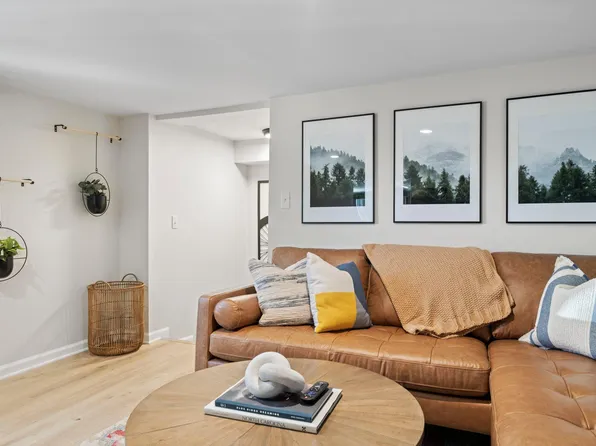 192 Duckworth Ave #B, Brevard, NC 28712