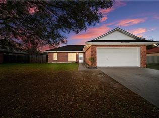 102 Soaring Eagle, Waco, TX 76705