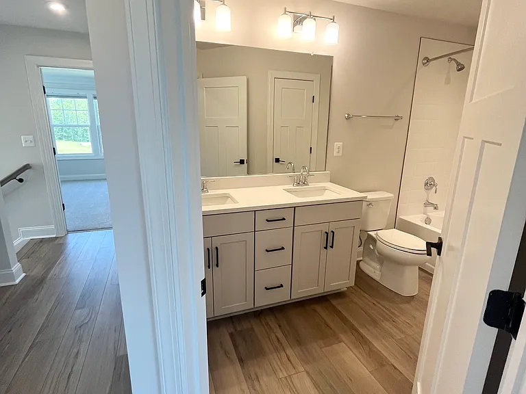 1320 Laconia Ln — Photo 46