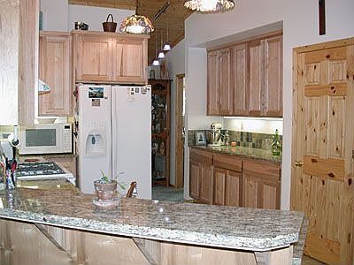 More kitchen...