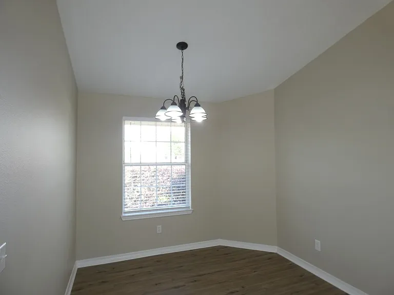 5087 Cassia Dr — Photo 6