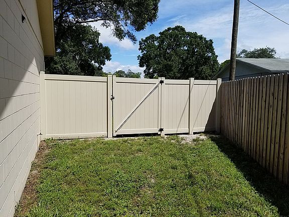 5th image of 7205 Papaya Ct