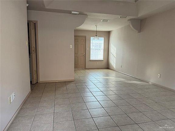 2nd image of 512 E Upas Ave APT 2