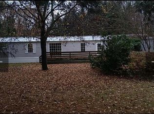 990 Adams St NW, Stanton, MI 48888