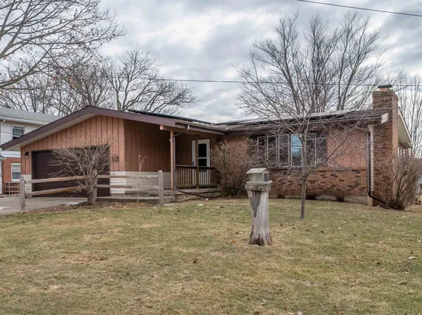 503 W Center St, Mount Morris, IL 61054