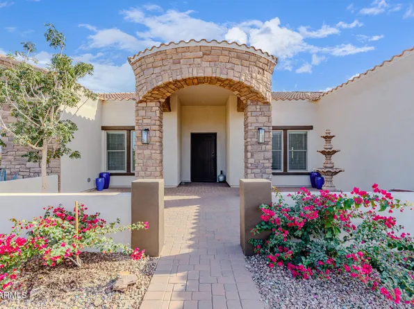 28217 N FINCH Trail, San Tan Valley, AZ 85144