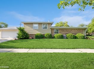 170 Constance Ln, Chicago Heights, IL