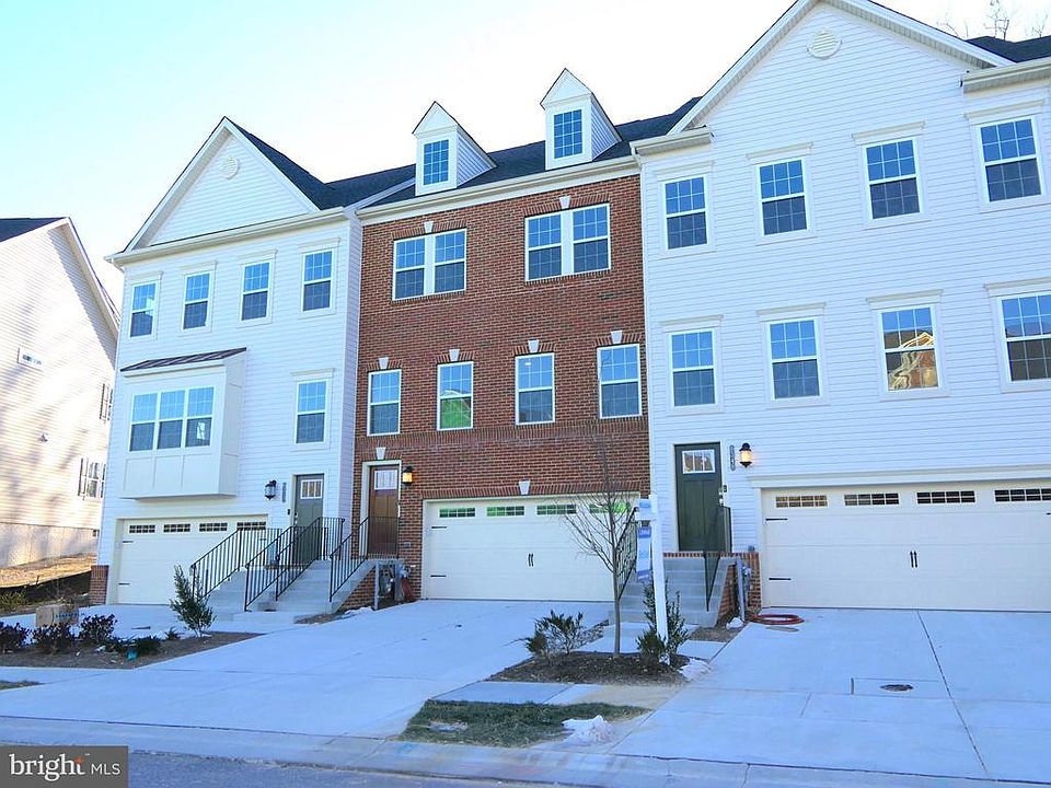 1st image of 8350 Daydream Cres