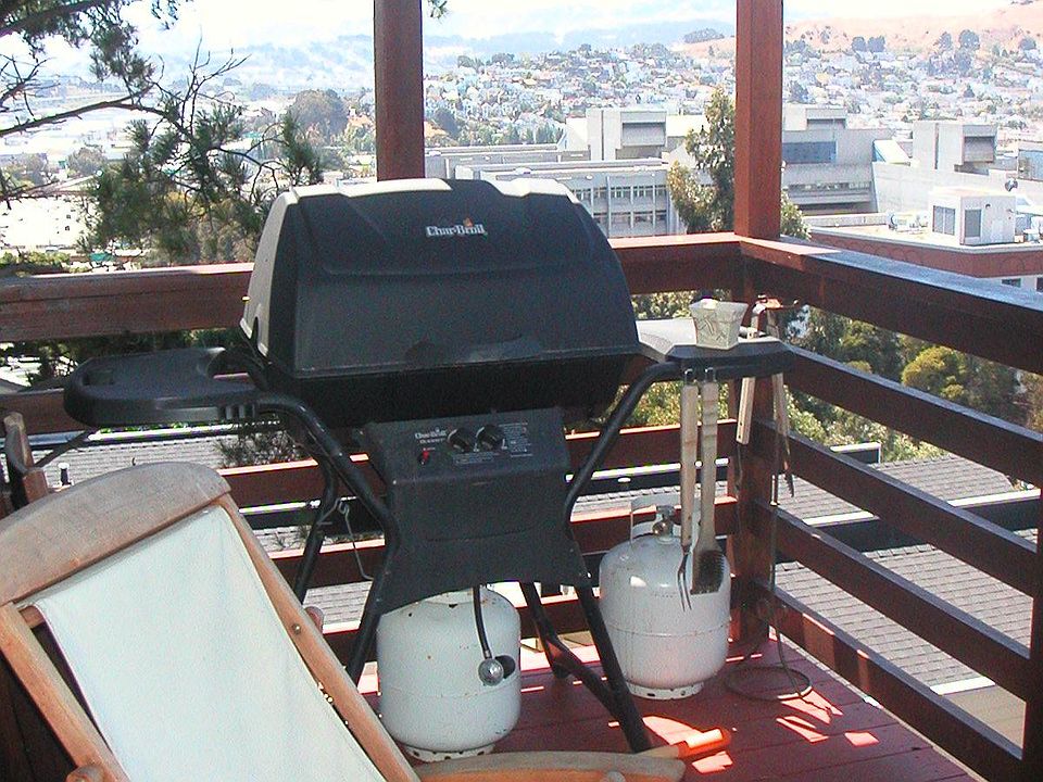 BBQ DECK