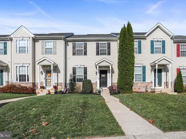 357 Bruaw Dr, York, PA 17406