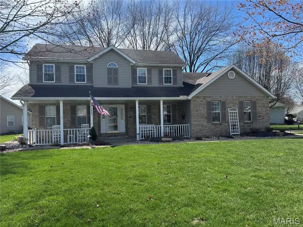 230 Coventry Way, Highland, IL 62249