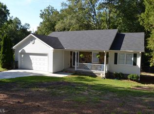 1045 Pine St NE, Conyers, GA 30012