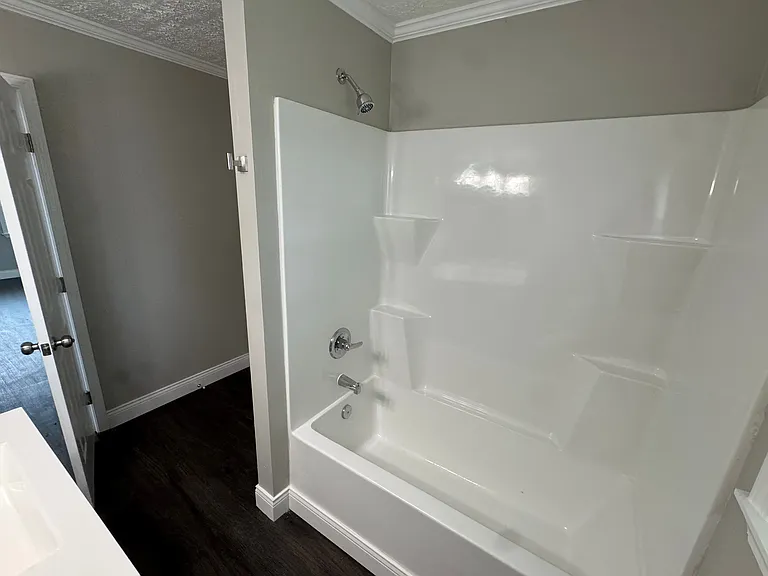 2422 Elliott St — Photo 6