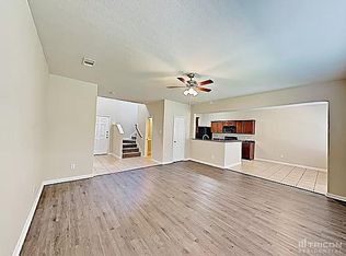 2223 Golden Topaz Dr, Rosharon, TX 77583