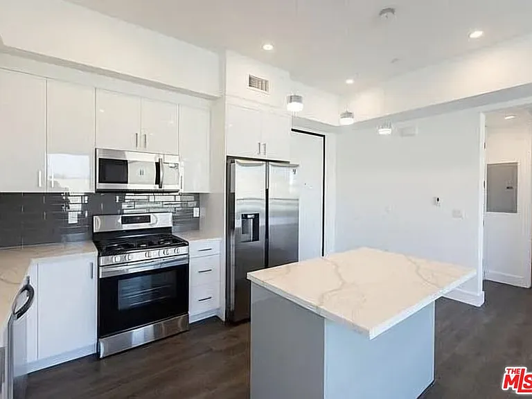 5254 Denny Ave #202 — Photo 1