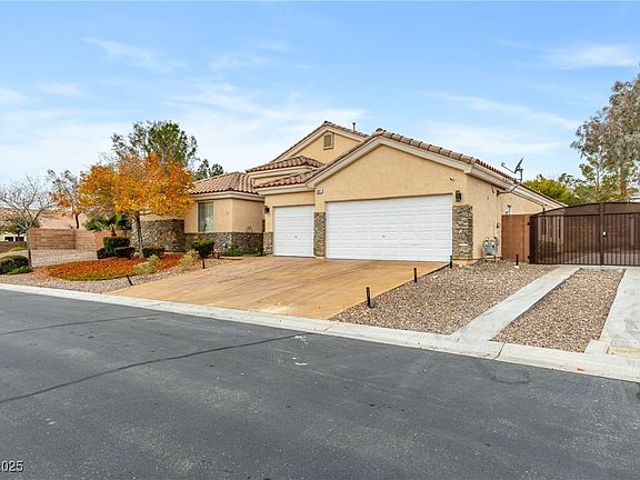 2nd image of 6311 Buzz Aldrin Dr