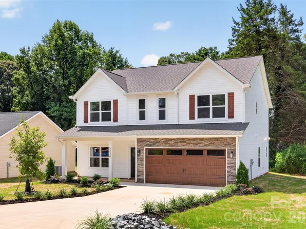 5226 Hickory Ln, Charlotte, NC 28216