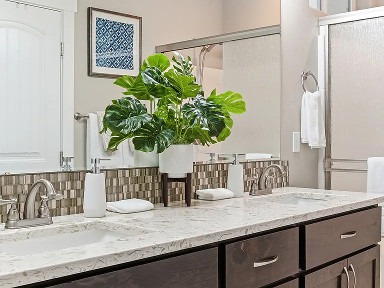 1136 Overland Trl — Photo 16