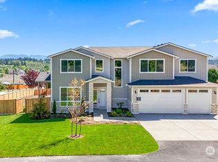 7316 284th St NW, Stanwood, WA