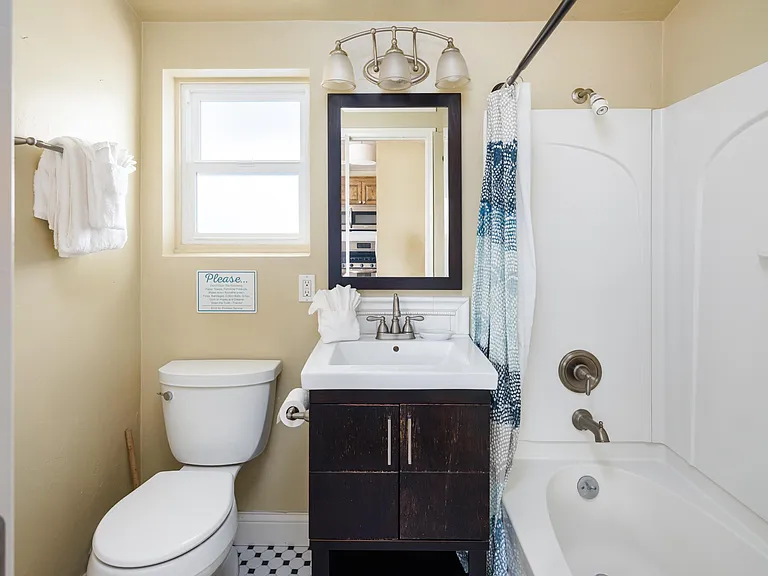 833 Isthmus Ct — Photo 8
