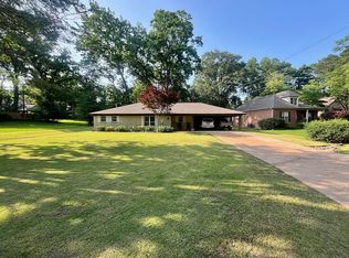 306 Wooten St, Senatobia, MS 38668