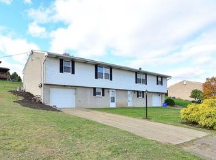 40 Windcrest Dr, Cecil, PA 15321