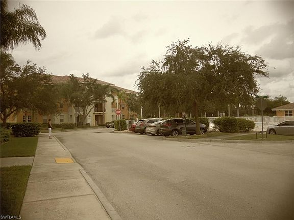 5th image of 3940 Pomodoro Cir Unit 202