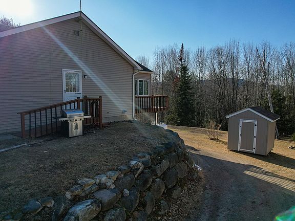 3rd image of 450 Upper Birch Drive
