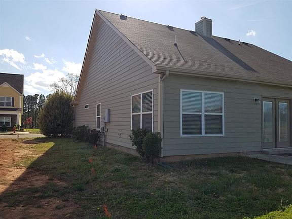 2nd image of 110 Dry Fork Dr
