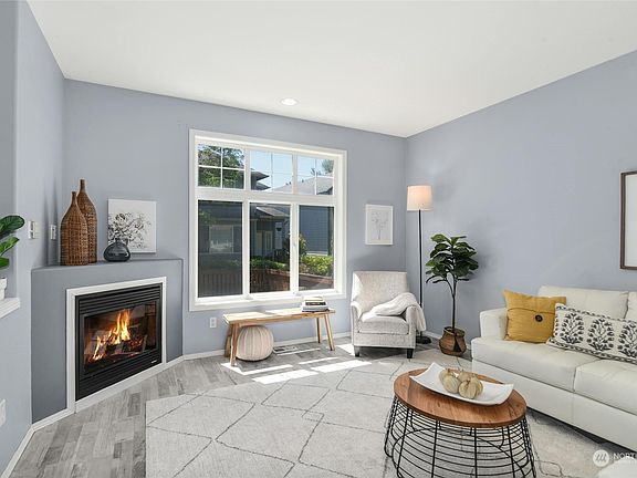 4th image of 25123 Roberts Drive #107