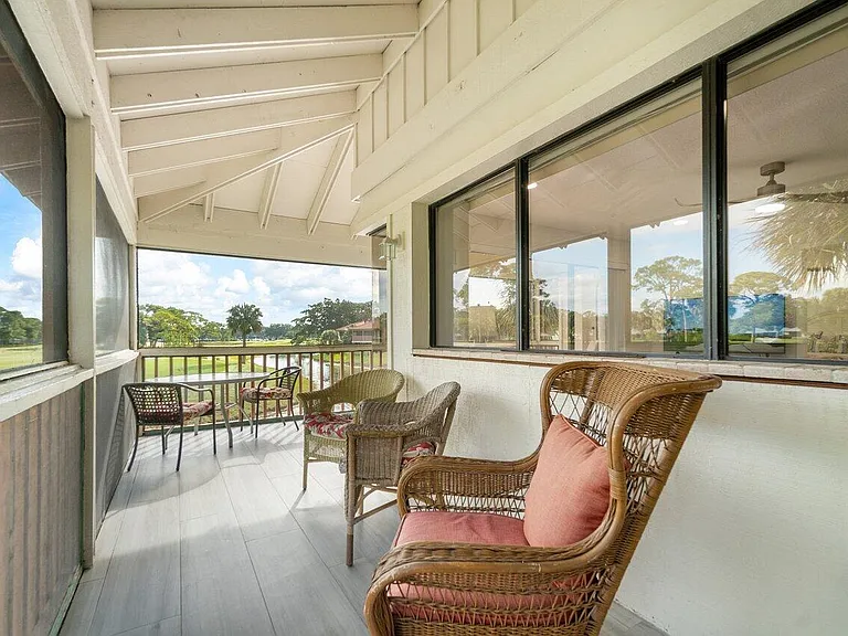 655 Brackenwood Cv #655 — Photo 27